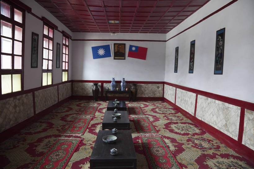 无人,家,横图,室内,特写,白天,旅游,度假,名胜古迹,地毯,标志建筑,地标,建筑,遗迹,房屋,屋子,公寓,古迹,文物,娱乐,建设,古建筑,洋房,大堂,楼房,历史建筑,住宅,陈设,享受,休闲,旅游胜地,放松,中国文化,古文明,青海,西宁,将领,上将,中将,旅行,房子,传统文化,马步芳,bj174