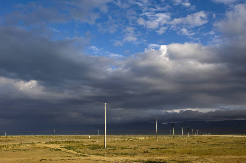 无人,横图,室外,白天,旅游,度假,草地,名胜古迹,田园,标志建筑,地标,建筑,青海湖,中国,亚洲,遗迹,田野,云,古迹,文物,娱乐,建设,古建筑,蓝天,自然,平原,享受,休闲,旅游胜地,放松,风光,古文明,东亚,青海,青海省,中华人民共和国,西北地区,青,咸水湖,旅行,二郎剑风景区,bj174