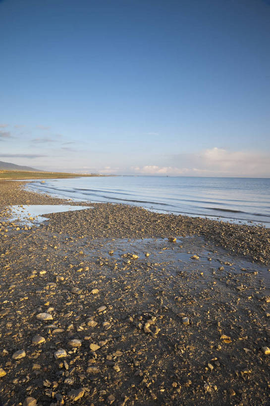 无人,竖图,室外,白天,旅游,度假,湖,名胜古迹,田园,标志建筑,地标,建筑,青海湖,中国,亚洲,遗迹,云,古迹,文物,娱乐,建设,古建筑,蓝天,自然,平原,享受,休闲,旅游胜地,放松,风光,滩涂,古文明,东亚,青海,青海省,中华人民共和国,西北地区,青,咸水湖,旅行,二郎剑风景区,bj174
