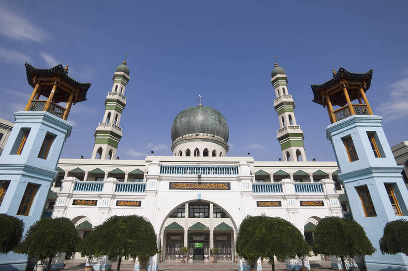 无人,寺庙,横图,室外,白天,旅游,度假,名胜古迹,标志建筑,地标,建筑,遗迹,古迹,文物,娱乐,建设,古建筑,历史建筑,享受,休闲,旅游胜地,放松,宗教,中国文化,古文明,青海,西宁,东关清真大寺,旅行,传统文化,bj174