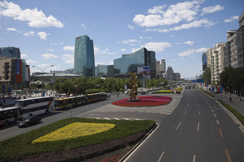 横图,室外,白天,旅游,度假,名胜古迹,标志建筑,城市,道路,地标,建筑,路,公路,雕塑,北京,中国,亚洲,遗迹,景观,交通,首都,古迹,文物,娱乐,建设,现代,古建筑,现代建筑,天空,享受,休闲,旅游胜地,摩天大厦,放松,古文明,东亚,海淀区,中关村,中华人民共和国,北京市,京,北平,华北地区,繁荣,马路,旅行,国家自主创新示范区,中关村科技园,bj174