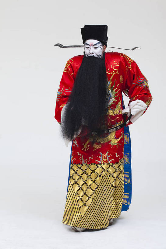 中年人,一个人,演员,竖图,彩色,白色背景,正面,化妆,北京,中国,亚洲,仅一个人,表演,艺术,造型,鲜艳,头饰,图片,注视,文化,脸谱,观察,看,站着,表情,竖,姿势,摄影,服饰,观看,动作,察看,关注,中国文化,戏剧,民族服饰,演出服,京剧,东亚,戏曲,国粹,曹操,男人,中国人,全身,影棚拍摄,化装,中国戏曲,传统文化,舞台妆,角色,花脸,净,bj174