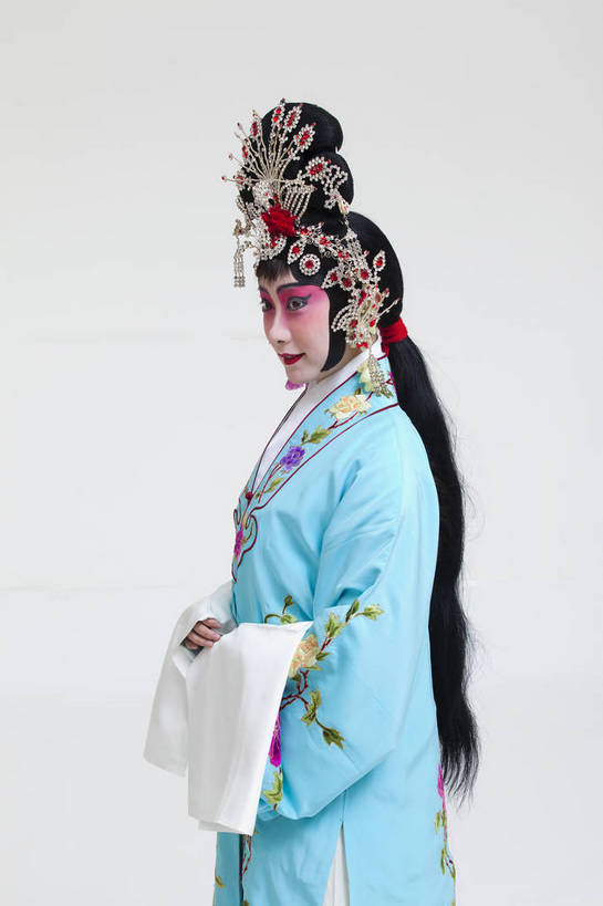 一个人,演员,竖图,彩色,白色背景,正面,化妆,北京,中国,亚洲,仅一个人,表演,艺术,造型,鲜艳,头饰,图片,注视,文化,脸谱,观察,看,站着,表情,竖,姿势,摄影,服饰,观看,动作,察看,关注,中国文化,戏剧,民族服饰,演出服,京剧,东亚,国粹,貂蝉,青衣,女人,中国人,年轻人,半身,影棚拍摄,化装,中国戏曲,传统文化,舞台妆,bj174