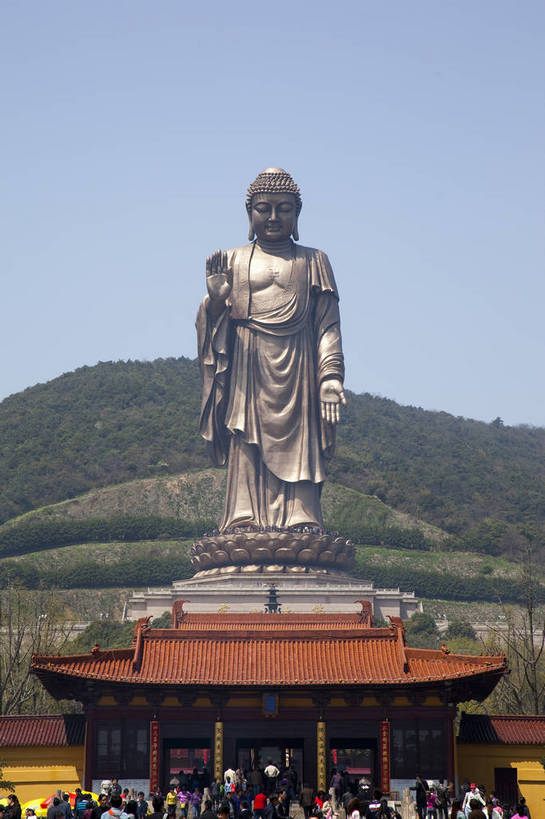 寺庙,竖图,彩色,室外,白天,旅游,度假,名胜古迹,树林,标志建筑,地标,建筑,雕塑,中国,亚洲,游客,游人,遗迹,雕像,佛像,图片,景观,建筑群,古典,古迹,文物,娱乐,建设,古建筑,江苏,无锡,祥符寺,大佛,享受,休闲,灵山,旅游胜地,放松,摄影,宗教,风光,神圣,中国文化,古文明,东亚,中华人民共和国,庄严,旅行,传统文化,bj174