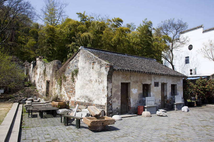 无人,寺庙,横图,彩色,室外,白天,旅游,度假,名胜古迹,树林,标志建筑,地标,建筑,中国,亚洲,遗迹,图片,景观,建筑群,古典,古迹,文物,娱乐,建设,古建筑,江苏,无锡,祥符寺,享受,休闲,灵山,旅游胜地,放松,摄影,宗教,风光,神圣,中国文化,古文明,东亚,中华人民共和国,庄严,旅行,旧居,传统文化,bj174