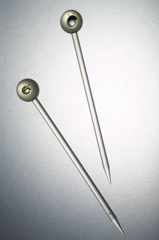 无人,竖图,时尚,静物,餐具,锐利,工具,商品,塑料,两个,水果叉,尖锐,样式,bj174