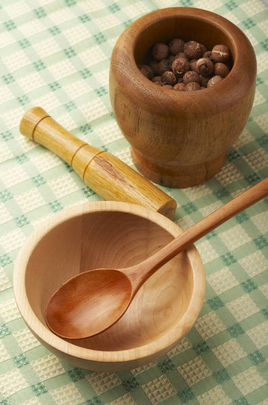 无人,竖图,棚拍,背景,静物,网格,木质,格子,工具,勺子,生活,饮食,餐饮,桌布,汤匙,碗,器具,榛子,捣蒜器,烹调,bj174