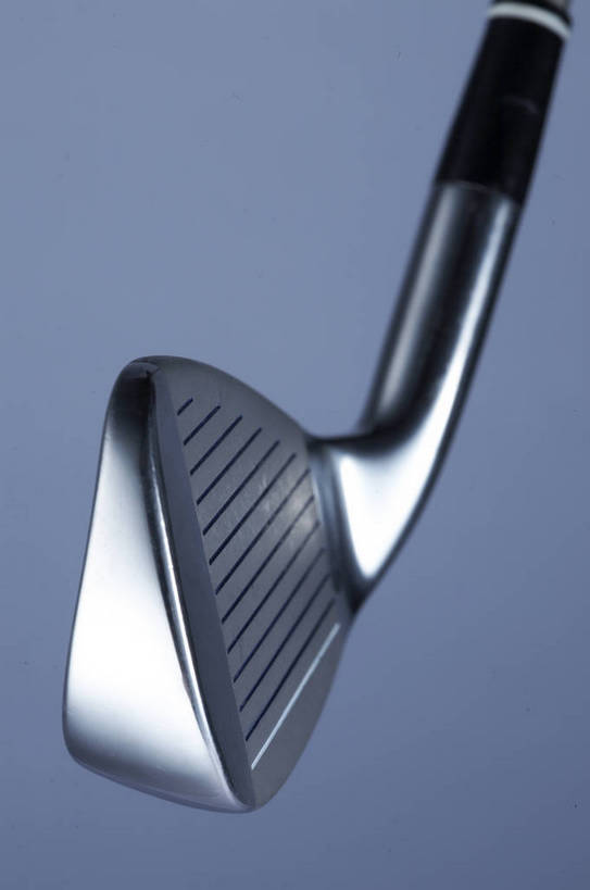 无人,竖图,室内,特写,白色背景,静物,环保,整齐,木质,火柴,物品,排列,红色,多个,能源,摆放,生态,回收,资源,火柴头,主题,能量,利用,低碳,循环,持续,影棚拍摄,bj174