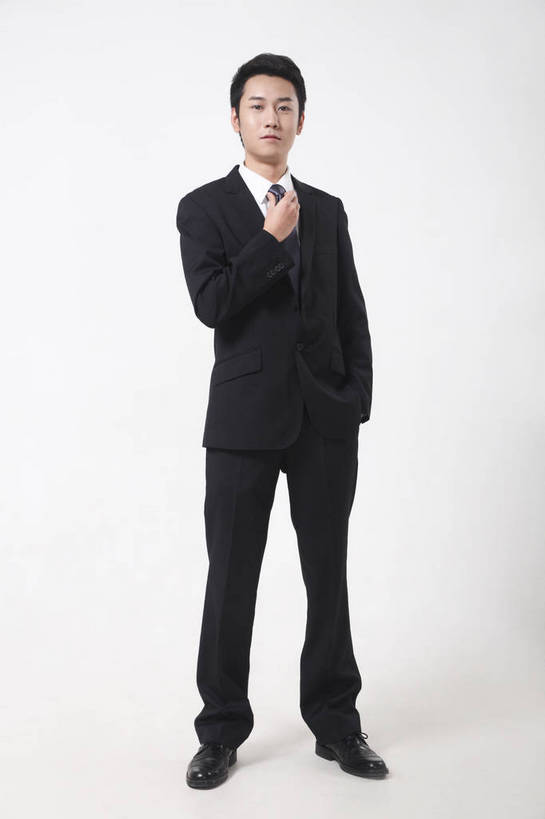 东方人,一个人,商务人士,微笑,竖图,彩色,室内,白色背景,正面,衬衫,西装,商务,安全,成功,职员,亚洲,中年,伸展,套装,正装,平静,人像,工作,领带,年轻,生活,注视,黄种人,现代,东方,一个,白色,观察,看,职业,健康,成年,成人,成熟,色彩,压力,友好,专注,舒展,金融,影棚,生活方式,经济,观看,宁静,察看,姿态,关注,气质,目标,和平,安详,贸易,形象,太平,安适,安好,宁靖,男人,男性,亚洲人,中国人,年轻人,白领,商人,上班族,全身,衬衣,商业,白领阶层,办公室职员,升职,行为,bj174