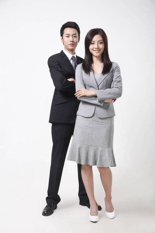 东方人,两个人,商务人士,微笑,竖图,彩色,室内,白色背景,正面,衬衫,西装,商务,安全,成功,职员,亚洲,中年,伸展,套装,正装,平静,人像,工作,领带,年轻,生活,注视,黄种人,现代,东方,白色,职业,健康,成年,成人,成熟,色彩,双人,压力,友好,专注,舒展,金融,影棚,生活方式,经济,宁静,姿态,关注,气质,目标,和平,安详,贸易,形象,太平,安适,安好,宁靖,男人,男性,年轻男性,年轻女性,女人,女性,亚洲人,中国人,年轻人,长发,白领,商人,上班族,全身,衬衣,商业,白领阶层,办公室职员,升职,行为,bj174