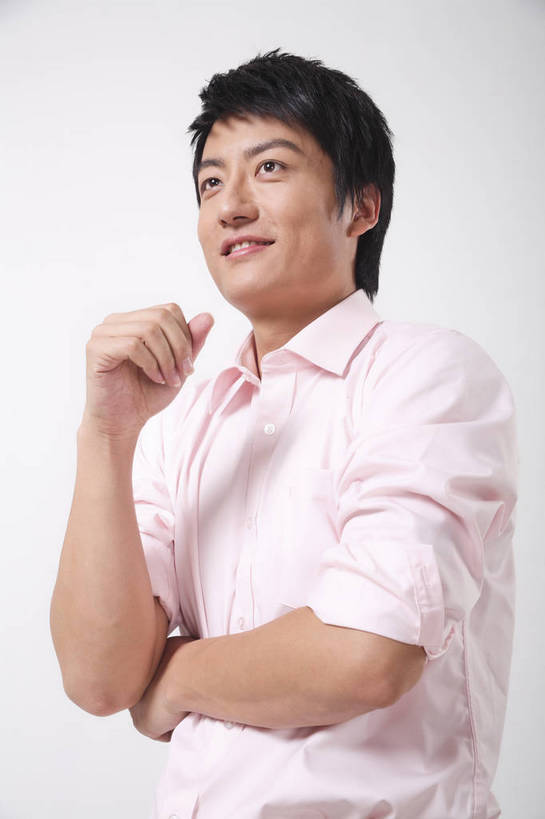 东方人,商务人士,微笑,竖图,彩色,室内,特写,白色背景,正面,衬衫,西装,商务,安全,成功,职员,亚洲,中年,伸展,套装,正装,平静,人像,工作,领带,年轻,生活,注视,黄种人,现代,东方,一个,白色,职业,健康,成年,成人,成熟,色彩,压力,友好,专注,舒展,金融,影棚,生活方式,经济,宁静,姿态,关注,气质,目标,和平,安详,凝望,贸易,形象,太平,安适,安好,宁靖,男人,男性,亚洲人,中国人,年轻人,白领,商人,上班族,半身,衬衣,商业,白领阶层,办公室职员,升职,行为,bj174