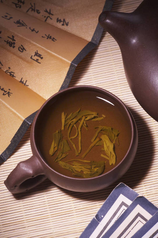 无人,摄影师,竖图,棚拍,静物,书籍,红色背景,折扇,文化,古色古香,特色,书本,中国结,摄影,紫砂壶,影棚,精致,古书,文明,摄影棚,摄像师,雅致,茶杯,书,图书,影棚拍摄,拍摄,文献,古籍,线装,线装书,bj174