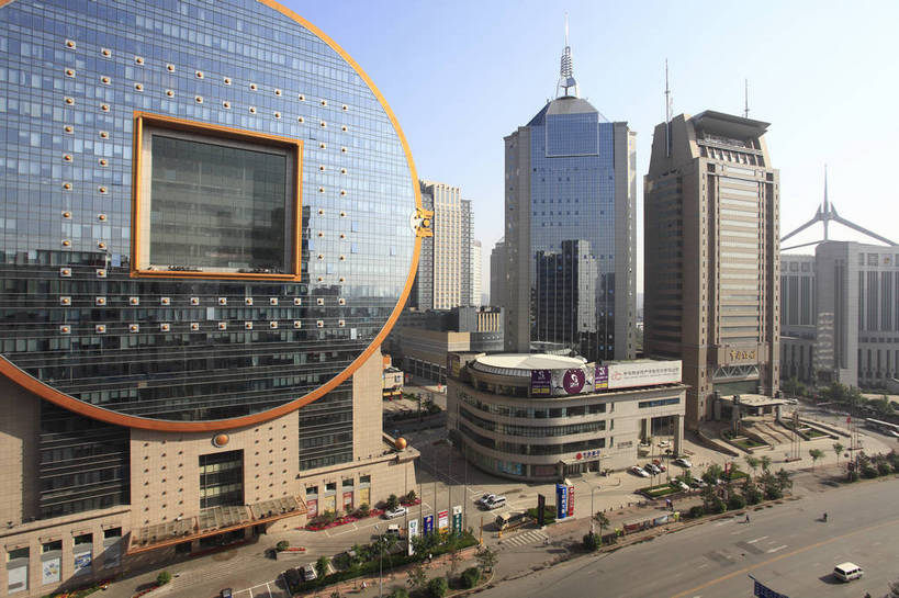 无人,横图,彩色,室外,白天,美景,城市,道路,建筑,街道,路,公路,中国,图片,景观,交通,现代建筑,摩天大厦,商务楼,景色,摄影,辽宁,沈阳,马路,高楼,商业中心,方圆大厦,bj174