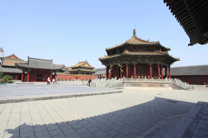 无人,横图,彩色,室外,白天,旅游,度假,名胜古迹,标志建筑,地标,建筑,中国,遗迹,图片,庭院,文化遗产,古迹,文物,娱乐,建设,古建筑,历史建筑,享受,休闲,旅游胜地,放松,摄影,古代建筑,中国文化,古文明,辽宁,沈阳,门楼,皇宫,传统文化,bj174