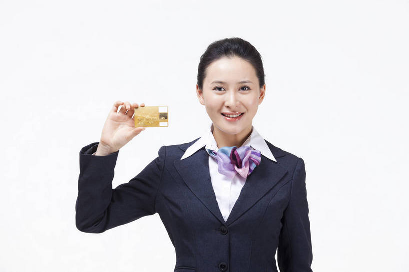 东方人,一个人,商务人士,商务女性,站,横图,彩色,室内,白天,正面,西装,商务,时尚,满意,自由,成功,北京,中国,套装,正装,人物,图片,美丽,生活,现代,职业,展示,活力,可爱,美女,自信,理财,摄影,奋斗,青春,优雅,商务装,工薪阶层,精明,银行卡,年轻女性,女人,女性,亚洲人,中国人,年轻人,白领,上班族,电子商务,半身,影棚拍摄,愉快,bj174