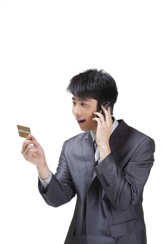 东方人,一个人,商务人士,商务男性,站,打电话,竖图,彩色,室内,白天,正面,衬衫,西装,商务,时尚,满意,自由,成功,北京,中国,套装,正装,人物,图片,生活,现代,职业,成熟,活力,可爱,竖,自信,理财,摄影,奋斗,青春,商务装,工薪阶层,精明,银行卡,男人,男性,年轻男性,亚洲人,中国人,年轻人,白领,上班族,电子商务,半身,影棚拍摄,衬衣,愉快,bj174