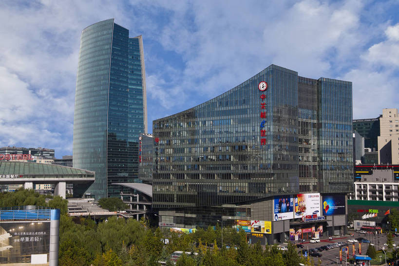 无人,横图,彩色,室外,白天,旅游,办公楼,城市风光,城市,道路,建筑,写字楼,北京,中国,图片,建筑群,车流,辉煌,现代建筑,蓝天,阳光,旅游胜地,摩天大厦,金融,摄影,经济,文明,中国文化,发展,中关村,繁荣,马路,旅行,bj174