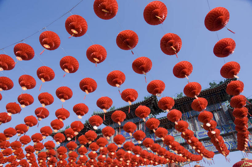 无人,摄影师,横图,彩色,室外,白天,仰视,北京,中国,春节,亚洲,节日,庆祝,民俗,冬季,庙会,文化,传统,红灯笼,东方,蓝天,庆典,喜庆,晴朗,晴天,纪念,文明,近景,中国文化,摄像师,地坛,bj174