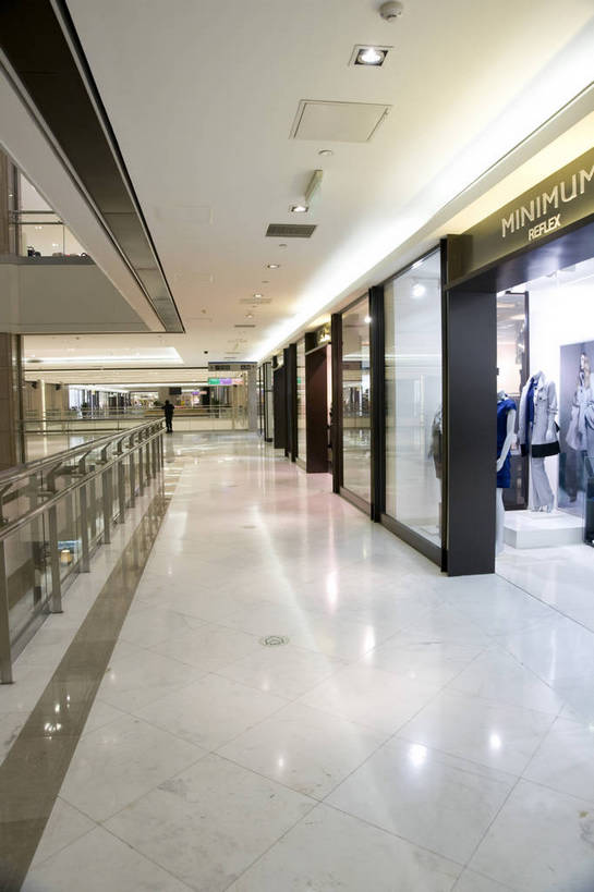 无人,摄影师,竖图,彩色,室内,购物,消费,城市,商场,北京,中国,亚洲,商品,首都,豪华,东方,现代化,摄影,整洁,专卖店,高档,东亚,摄像师,中华人民共和国,北京市,京,北平,华北地区,朝阳区,旅行,商业,店铺,购物中心,建国路,北京新光天地百货,新光天地,bj174