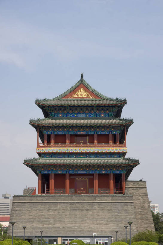 无人,摄影师,竖图,彩色,室外,白天,仰视,旅游,建筑,北京,中国,亚洲,古老,壮观,古迹,文化,城墙,古建筑,东方,名胜,白云,风景,蓝天,阳光,城楼,晴天,宁静,雄伟,安宁,文明,前门,摄像师,气势,旅行,正阳门,标志性建筑,bj174