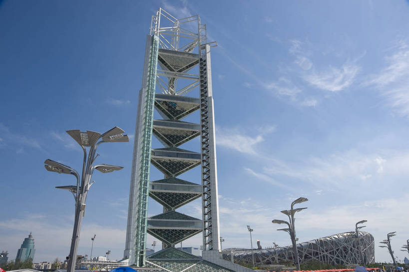 无人,摄影师,横图,彩色,室外,白天,锻炼,旅游,快乐,比赛,运动,竞争,城市,建筑,中国,亚洲,壮观,鸟巢,塔,娱乐,树木,现代化,风景,蓝天,阳光,休闲,奥林匹克,奥运,经济,晴天,雄伟,体育运动,电视塔,摄像师,奥运村,体育,健身,奥运会,奥林匹克运动,北京奥运会,标志性建筑,2008年北京奥运会,奥林匹克村,运动员村,bj174