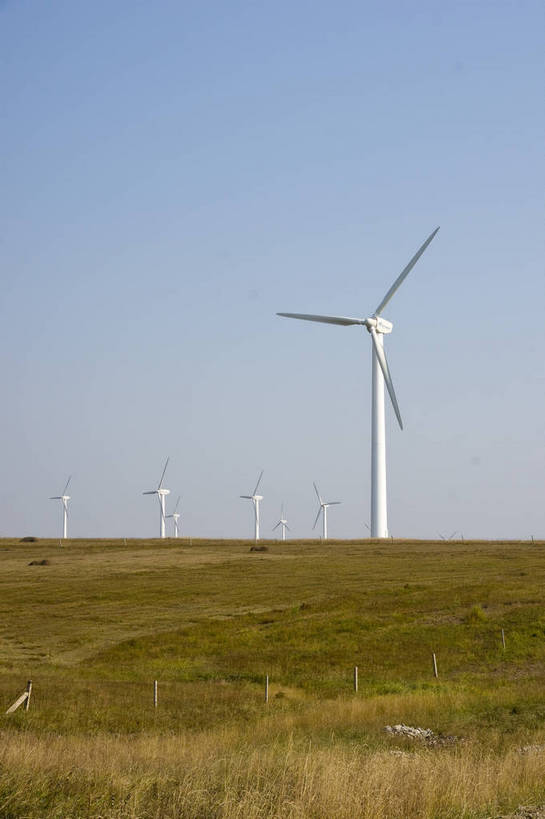 无人,摄影师,竖图,彩色,室外,白天,旅游,草原,美景,坝上,中国,亚洲,环保,景观,山川,辽阔,名胜,白云,风景,蓝天,阳光,自然,景色,能源,晴天,自然风光,东亚,摄像师,塞罕坝,中华人民共和国,华北地区,河北,河北省,冀,承德,承德市,幽静,秀美,自然景观,风力发电,围场县,围场满族蒙古族自治县,丰宁县,大滩镇,坝上草原,丰宁满族自治县,京北第一草原,丰宁,红松洼自然保护区,围场红松洼国家级自然保护区,bj174