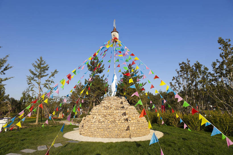 公园,花园,横图,彩色,室外,特写,白天,旅游,度假,石头,名胜古迹,标志建筑,地标,建筑,雕塑,西安,中国,遗迹,图片,景观,古迹,文物,娱乐,建设,古建筑,自然,享受,休闲,旅游胜地,放松,摄影,园林,展览,古文明,陕西省,展览会,博览会,花博会,中国花卉博览会,bj174