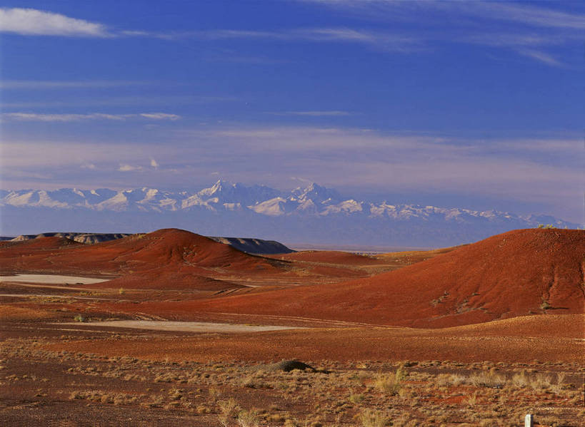 无人,横图,彩色,室外,白天,旅游,度假,荒凉,美景,名胜古迹,丘陵,山,山脉,标志建筑,地标,建筑,中国,亚洲,遗迹,图片,古迹,文物,娱乐,建设,古建筑,风景,蓝天,天空,自然,群山,享受,休闲,远景,旅游胜地,放松,摄影,地理,风光,宁静,自然风光,壁,古文明,东亚,地貌,新疆,中华人民共和国,新疆维吾尔自治区,西北地区,昌吉,昌吉回族自治州,苍凉,荒地,荒芜,昌吉州,地质,新,吉木萨尔县,火烧山,bj174