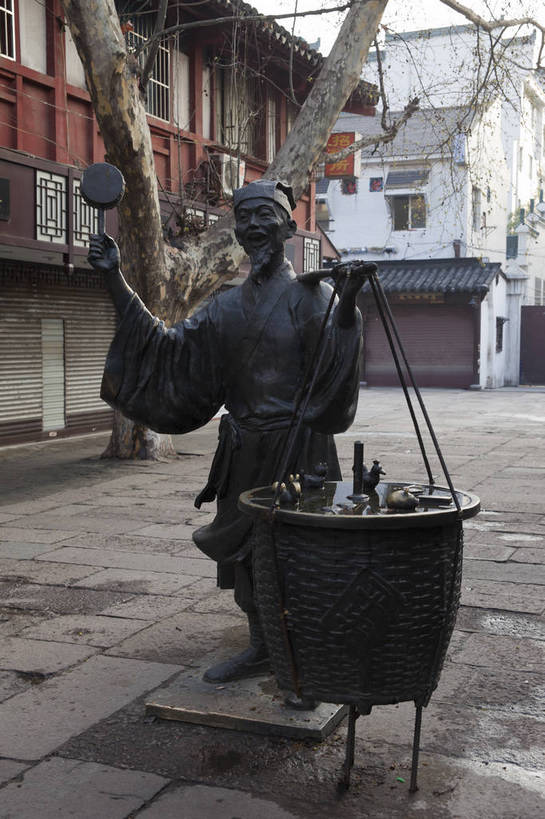 竖图,彩色,室外,白天,旅游,度假,名胜古迹,标志建筑,地标,建筑,南京,中国,遗迹,图片,建筑群,古典,古迹,文物,娱乐,建设,古建筑,江苏,古镇,天空,享受,休闲,旅游胜地,放松,摄影,夫子庙,文明,中国文化,古文明,古代文明,旅行,庙,bj174