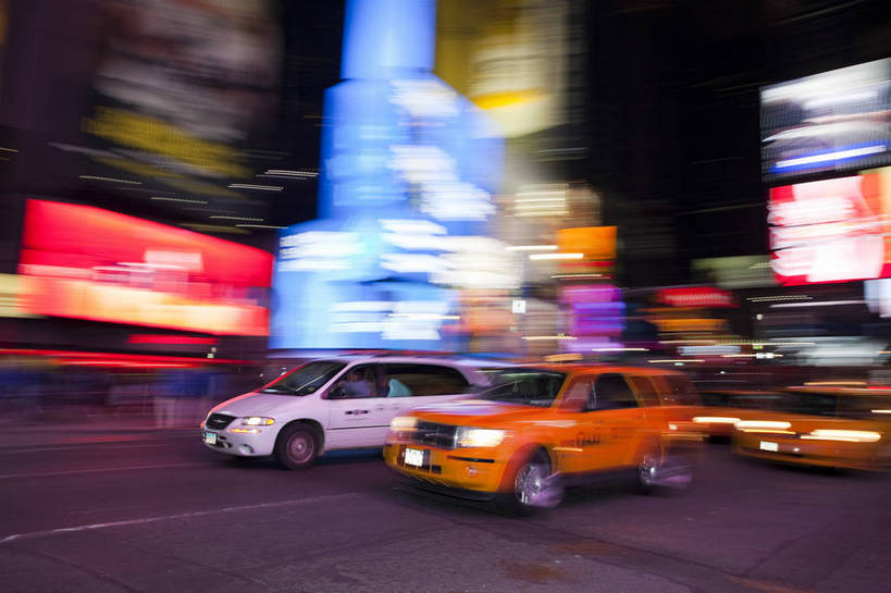 广场,横图,彩色,室外,特写,旅游,办公楼,美景,城市风光,城市,道路,建筑,街道,路,霓虹灯,商场,夜景,公路,出租车,纽约,美国,游人,光影,广告牌,图片,景观,灯光,曼哈顿,交通,辉煌,现代建筑,旅游胜地,摩天大厦,景色,摄影,时代广场,文明,动态,发展,灯火辉煌,繁荣,马路,旅行,购物中心,bj174