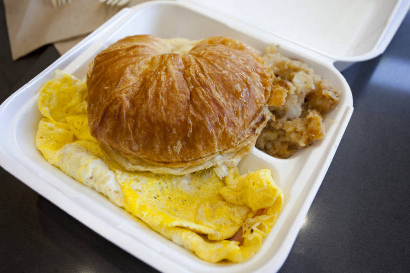 面包,盒饭,无人,横图,彩色,室外,特写,白天,旅游,静物,华盛顿,美国,图片,鸡蛋,食品,餐盒,餐饮,食物,快餐,摄影,文明,旅行,bj174