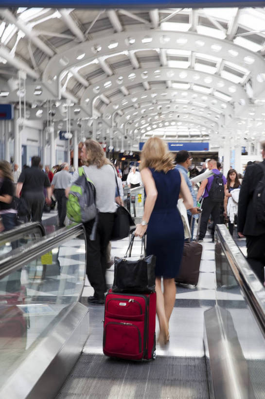 机场,竖图,彩色,室内,特写,白天,旅游,建筑,美国,游客,图片,扶梯,通道,交通,辉煌,候机厅,现代建筑,航站楼,旅游胜地,运输,摄影,文明,细节,发展,芝加哥,繁荣,旅行,芝加哥机场,bj174