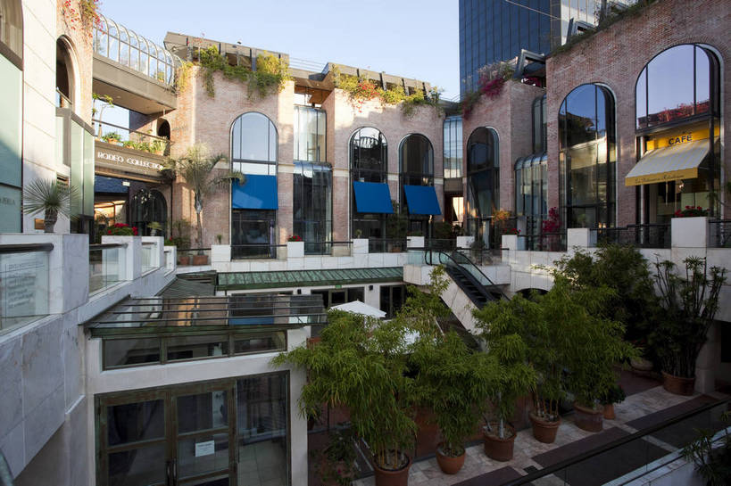 无人,商店,横图,彩色,室外,白天,旅游,美景,城市风光,城市,道路,建筑,街道,路,公路,美国,图片,景观,交通,辉煌,现代建筑,商业街,旅游胜地,景色,摄影,风光,北美,北美洲,文明,加利福尼亚,美洲,发展,加州,洛杉矶,加利福尼亚州,金州,黄金州,北亚美利加洲,亚美利加洲,繁荣,贝弗利山,比华利山,天使之城,马路,旅行,美利坚合众国,bj174