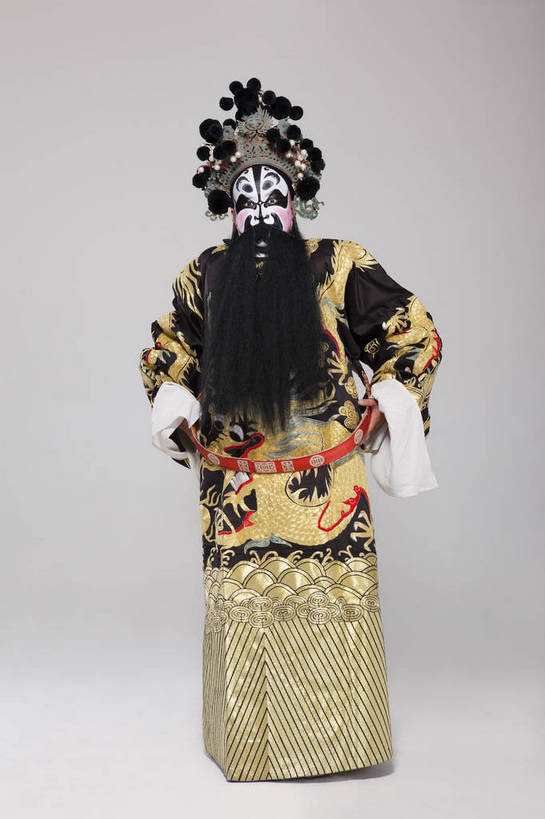 中年人,一个人,演员,竖图,彩色,白色背景,正面,化妆,北京,中国,亚洲,仅一个人,表演,艺术,造型,鲜艳,头饰,图片,注视,文化,脸谱,观察,看,站着,表情,展示,姿势,摄影,服饰,观看,功夫,动作,察看,关注,中国文化,戏剧,民族服饰,演出服,京剧,东亚,戏曲,国粹,官员,男人,中年男性,中国人,全身,影棚拍摄,化装,中国戏曲,传统文化,丞相,舞台妆,角色,花脸,净,bj174
