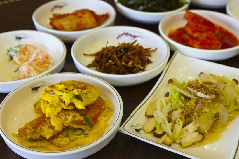 泡菜,无人,横图,彩色,室内,特写,白天,旅游,烹饪,餐具,济州岛,韩国,亚洲,图片,料理,食品,小菜,韩式,咸菜,菜肴,美食,餐饮,食物,摄影,佳肴,韩国料理,东亚,韩国菜,韩式料理,韩国泡菜,大韩民国,济州,济州道,济州特别自治道,特别自治道,韩国文化,旅行,传统文化,南朝鲜,南韩,bj174