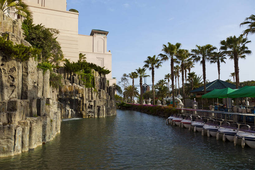 无人,公园,横图,彩色,室外,特写,白天,旅游,建筑,酒店,喷泉,济州岛,首尔,汉城,韩国,亚洲,图片,首都,摄影,文明,外景,东亚,大韩民国,首尔市,首尔特别市,特别市,乐天冒险世界,主题公园,繁荣,竞技,体育,旅行,南朝鲜,南韩,世界乐天酒店,bj174