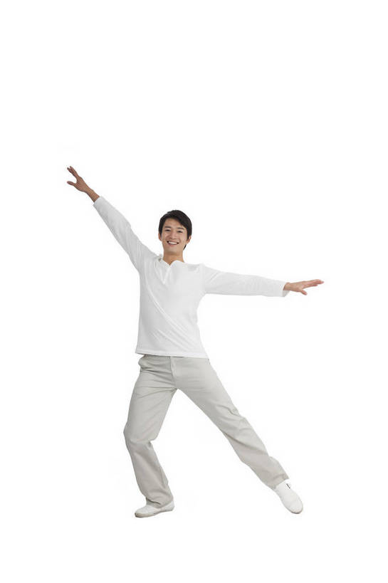 东方人,笑,竖图,彩色,室内,白天,抠图,白色背景,正面,时尚,兴奋,成功,运动,广州,中国,仅一个人,图片,休闲装,休闲,健康,成熟,自信,做操,摄影,生活方式,青春,精明,男人,男性,年轻男性,亚洲人,中国人,年轻人,全身,影棚拍摄,健身,愉快,bj174