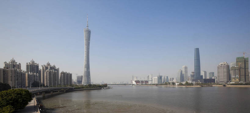 横图,彩色,室外,白天,旅游,度假,名胜古迹,标志建筑,地标,建筑,广州,中国,遗迹,图片,建筑群,古迹,文物,娱乐,建设,现代,古建筑,现代建筑,地标建筑,享受,休闲,旅游胜地,摩天大厦,放松,摄影,文明,电视塔,古文明,珠江,繁荣,发达,江,旅行,广州国际金融中心,bj174