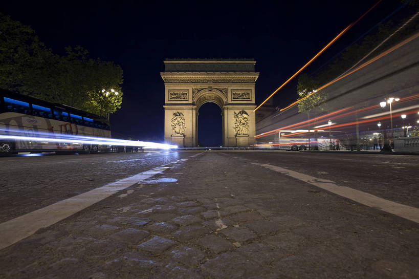 横图,彩色,室外,旅游,度假,美景,名胜古迹,标志建筑,城市,道路,地标,建筑,街道,路,夜景,公路,法国,凯旋门,巴黎,遗迹,艺术,雕刻,图片,景观,建筑群,灯光,交通,古典,古迹,文物,娱乐,建设,古建筑,地标建筑,享受,休闲,旅游胜地,景色,放松,摄影,文明,古文明,戴高乐广场,世界文化遗产,灯火辉煌,马路,旅行,传统文化,bj174
