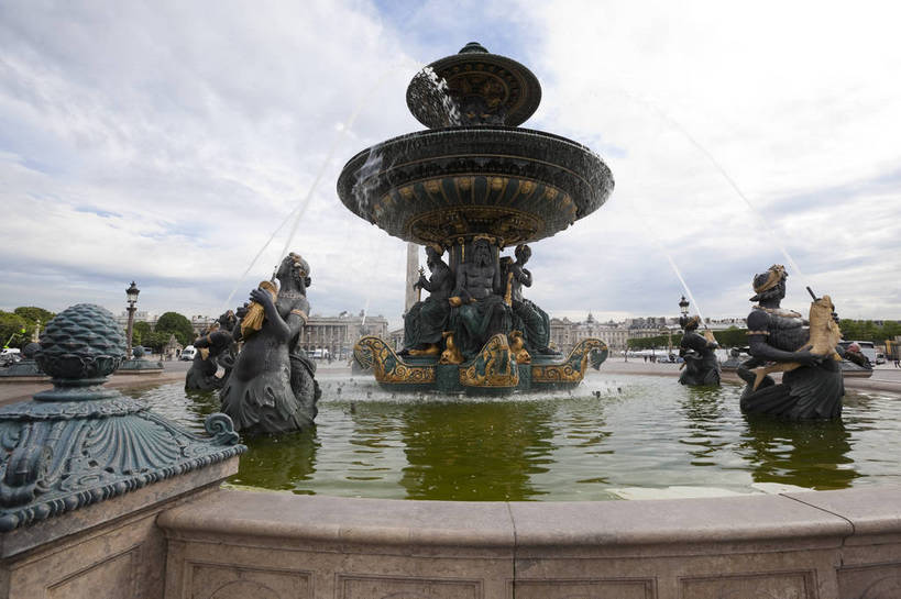 广场,横图,彩色,室外,白天,旅游,度假,美景,名胜古迹,标志建筑,城市,道路,地标,建筑,街道,路,喷泉,公路,雕塑,法国,巴黎,遗迹,艺术,雕像,图片,景观,水池,建筑群,交通,古典,古迹,文物,娱乐,建设,古建筑,地标建筑,享受,休闲,旅游胜地,景色,放松,摄影,文明,古文明,世界文化遗产,协和广场,马路,旅行,传统文化,bj174