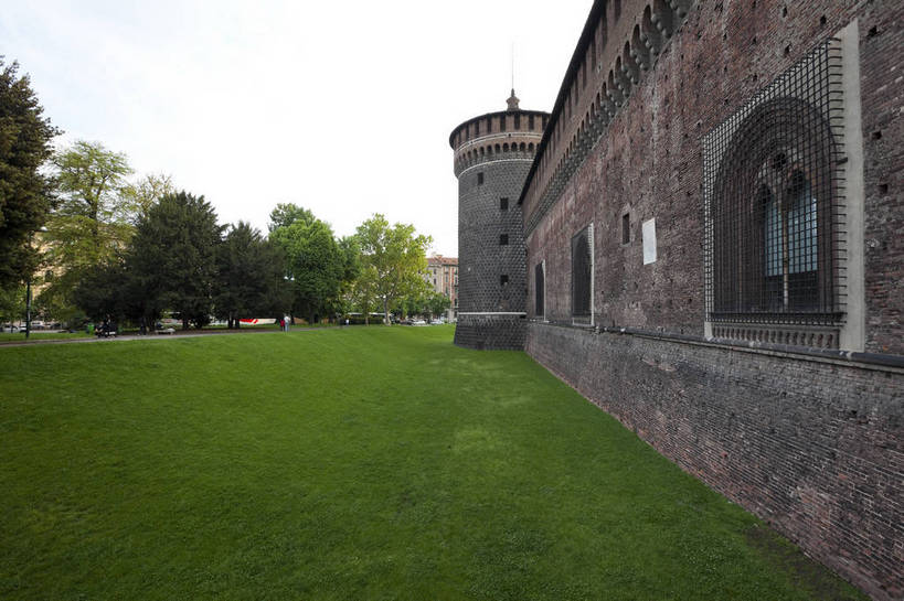 横图,彩色,室外,白天,旅游,度假,草坪,名胜古迹,树林,标志建筑,地标,建筑,意大利,遗迹,图片,城堡,建筑群,古典,古迹,文物,娱乐,建设,城墙,古建筑,地标建筑,庄园,享受,休闲,旅游胜地,放松,摄影,文明,古堡,古文明,米兰,世界文化遗产,旅行,斯福尔扎城堡,传统文化,bj174