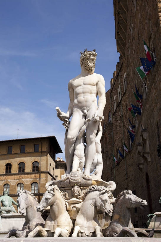 广场,竖图,彩色,室外,白天,旅游,度假,名胜古迹,标志建筑,地标,建筑,喷泉,意大利,佛罗伦萨,神话,遗迹,图片,水池,建筑群,古典,古迹,文化,文物,娱乐,建设,古建筑,地标建筑,享受,休闲,旅游胜地,放松,竖,摄影,文明,传说,希腊神话,古文明,世界文化遗产,米开朗基罗广场,海神,尼普顿,波塞冬,普塞顿,旅行,传统文化,bj174