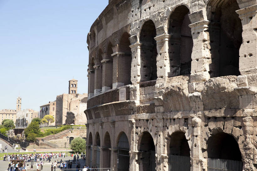横图,彩色,室外,白天,旅游,度假,名胜古迹,标志建筑,地标,建筑,意大利,欧洲,罗马,遗迹,图片,建筑群,竞技场,首都,古典,古迹,文物,娱乐,建设,古建筑,历史建筑,遗址,地标建筑,享受,休闲,旅游胜地,放松,摄影,拉齐奥,南欧,文明,罗马竞技场,古文明,世界文化遗产,意大利共和国,罗马斗兽场,哥罗塞姆,古罗马圆形大剧场,科洛西姆,罗马大角斗场,罗马圆形竞技场,拉齐奥大区,罗马省,旅行,永恒之城,传统文化,bj174
