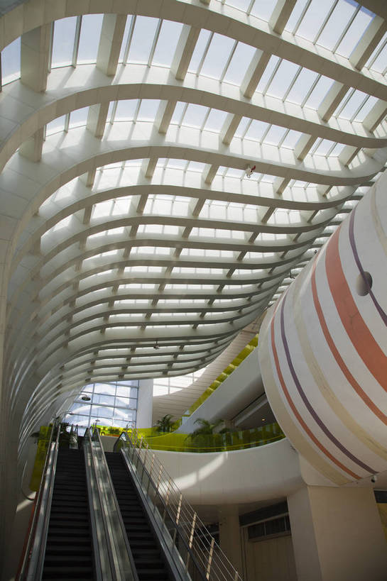 无人,博物馆,竖图,彩色,室内,白天,旅游,建筑,北京,中国,图片,扶梯,走廊,辉煌,现代建筑,竖,摄影,经济,整洁,公共设施,文明,中国文化,公共场所,发展,东城区,繁荣,中国妇女儿童博物馆,bj174