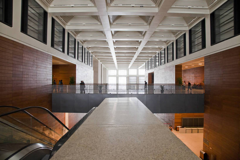 无人,博物馆,横图,彩色,室内,白天,旅游,建筑,北京,中国,图片,扶梯,豪华,辉煌,大厅,现代建筑,国家博物馆,气派,摄影,经济,展厅,公共设施,文明,中国文化,发展,东城区,中国国家博物馆,繁荣,bj174