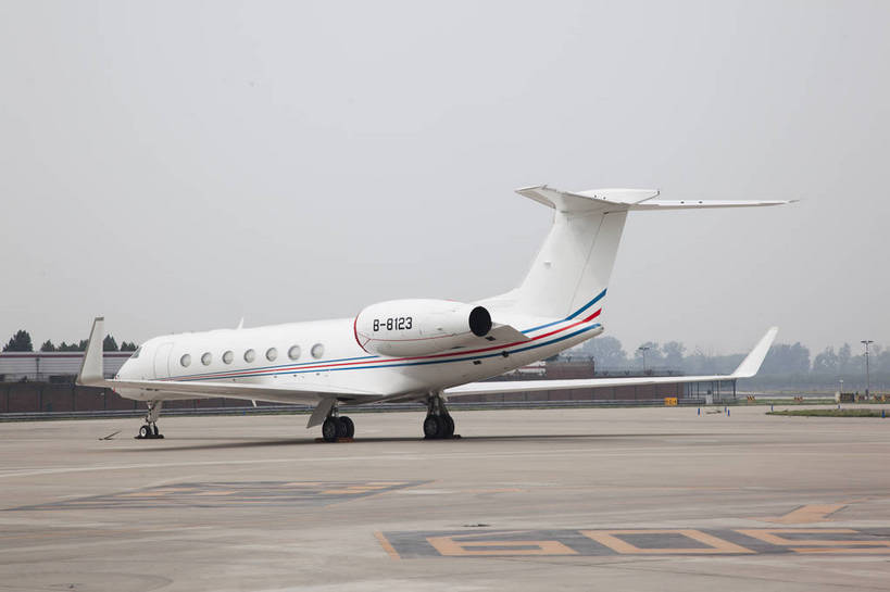 机场,横图,彩色,室外,特写,白天,商务,飞机,建筑,北京,中国,图片,交通,航空,交通工具,运输,摄影,经济,客机,载具,公共场所,发展,繁荣,私人飞机,bj174