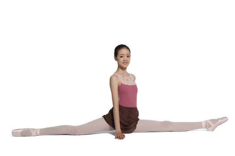 东方人,横图,彩色,室内,白天,抠图,白色背景,侧面,时尚,跳舞,热情,芭蕾,北京,中国,仅一个人,表演,图片,健康,活力,可爱,美女,平衡,自信,摄影,劈腿,青春,优雅,紧身衣,优美,舞蹈服,弹性,乐观,技能,年轻女性,女人,女性,亚洲人,中国人,年轻人,舞蹈演员,全身,影棚拍摄,愉快,舞蹈,bj174