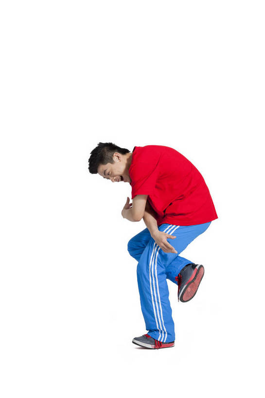 东方人,蹲,跳,竖图,彩色,室内,白天,侧面,时尚,跳舞,热情,北京,中国,仅一个人,造型,图片,街头,休闲装,健康,个性,活力,激情,平衡,竖,摄影,技巧,青春,街舞,酷,嘻哈,弹性,动感,技能,男人,男性,年轻男性,亚洲人,中国人,年轻人,全身,影棚拍摄,愉快,舞蹈,bj174