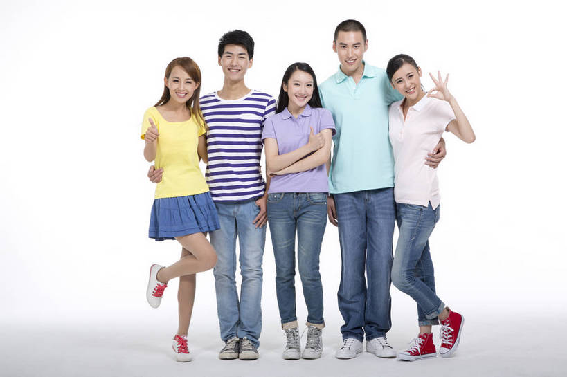 东方人,伙伴,站,横图,彩色,室内,白天,抠图,白色背景,正面,时尚,智慧,合作,团队,北京,中国,五个人,一排,突出,图片,许多人,称赞,表扬,排列,手势,一群人,休闲,休闲服,活力,可爱,美女,竖,摄影,生活方式,青春,翘,高,夸奖,优秀,同伴,好,妙,顺利,出色,超群,杰出,卓越,奇妙,乐观,聪明,友情,男人,男性,年轻男性,年轻女性,女人,女性,亚洲人,中国人,年轻人,大拇指,全身,影棚拍摄,高兴,愉快,打手势,bj174