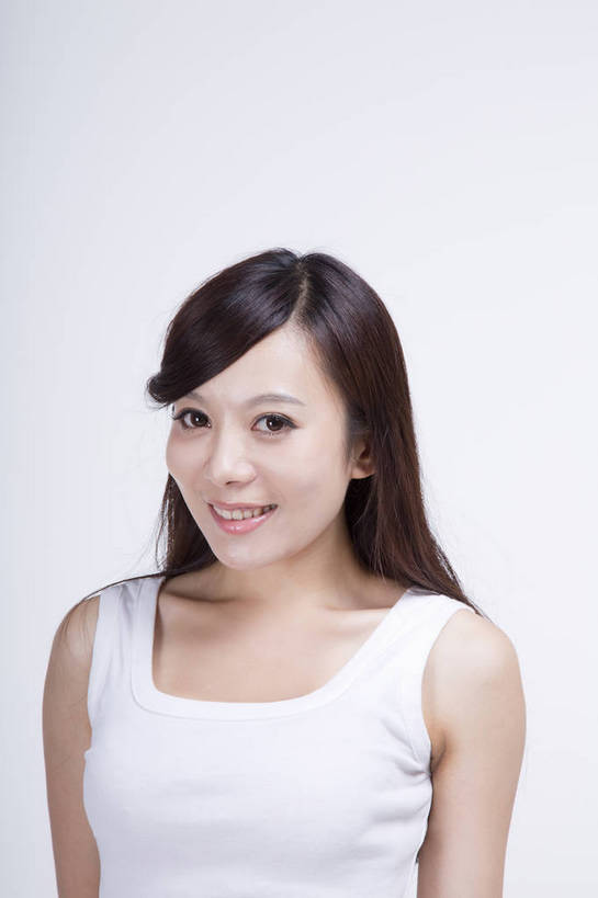 东方人,站,竖图,彩色,室内,白天,抠图,白色背景,正面,时尚,北京,中国,仅一个人,图片,表情,休闲服,活力,可爱,美女,竖,自信,摄影,生活方式,青春,轻松,乐观,年轻女性,女人,女性,亚洲人,中国人,年轻人,半身,影棚拍摄,愉快,bj174